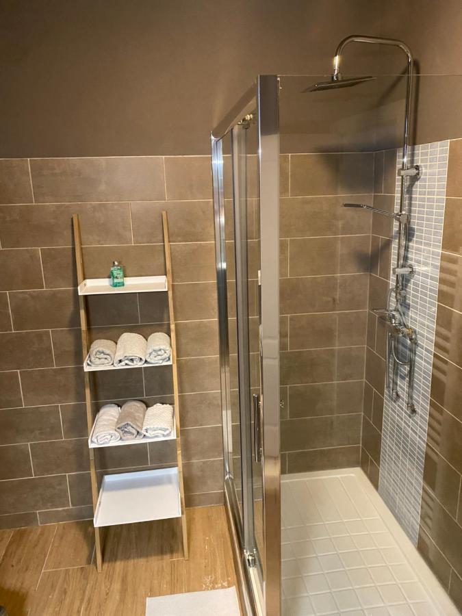 Superbe Appartement Charleroi Buitenkant foto