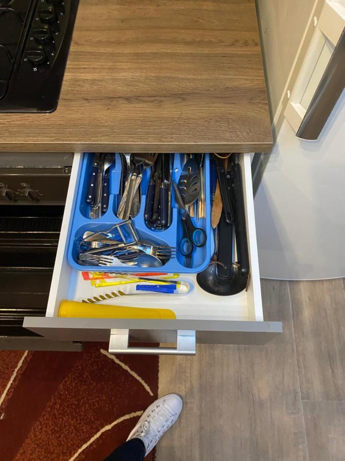 Superbe Appartement Charleroi Buitenkant foto