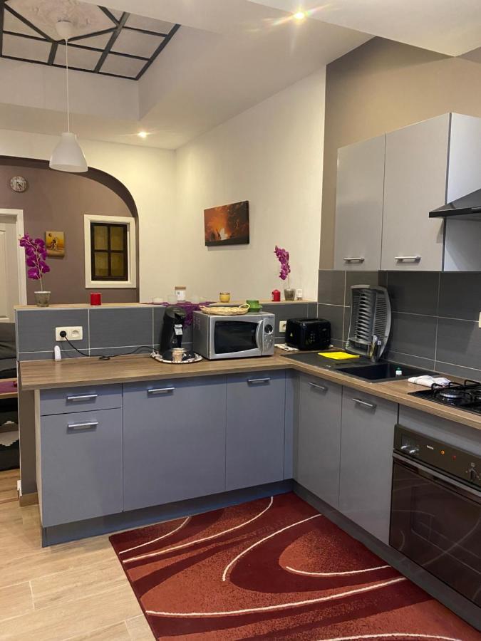 Superbe Appartement Charleroi Buitenkant foto