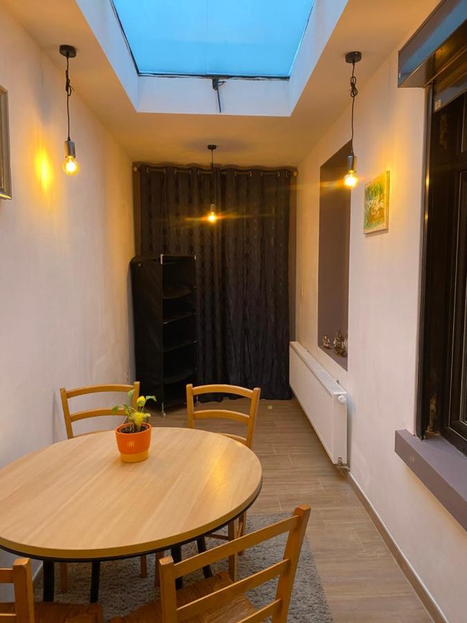 Superbe Appartement Charleroi Buitenkant foto